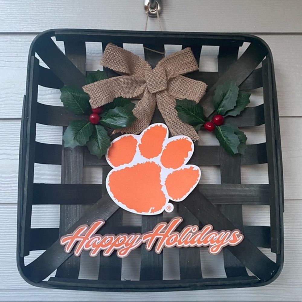 CLEMSON TIGERS Football 16”x16” HAPPY HOLIDAYS  Hanging Basket Christmas Wreath